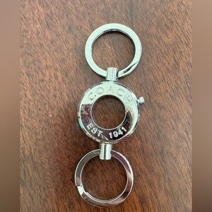 Coach Silver Circular valet 🔑 Keychain